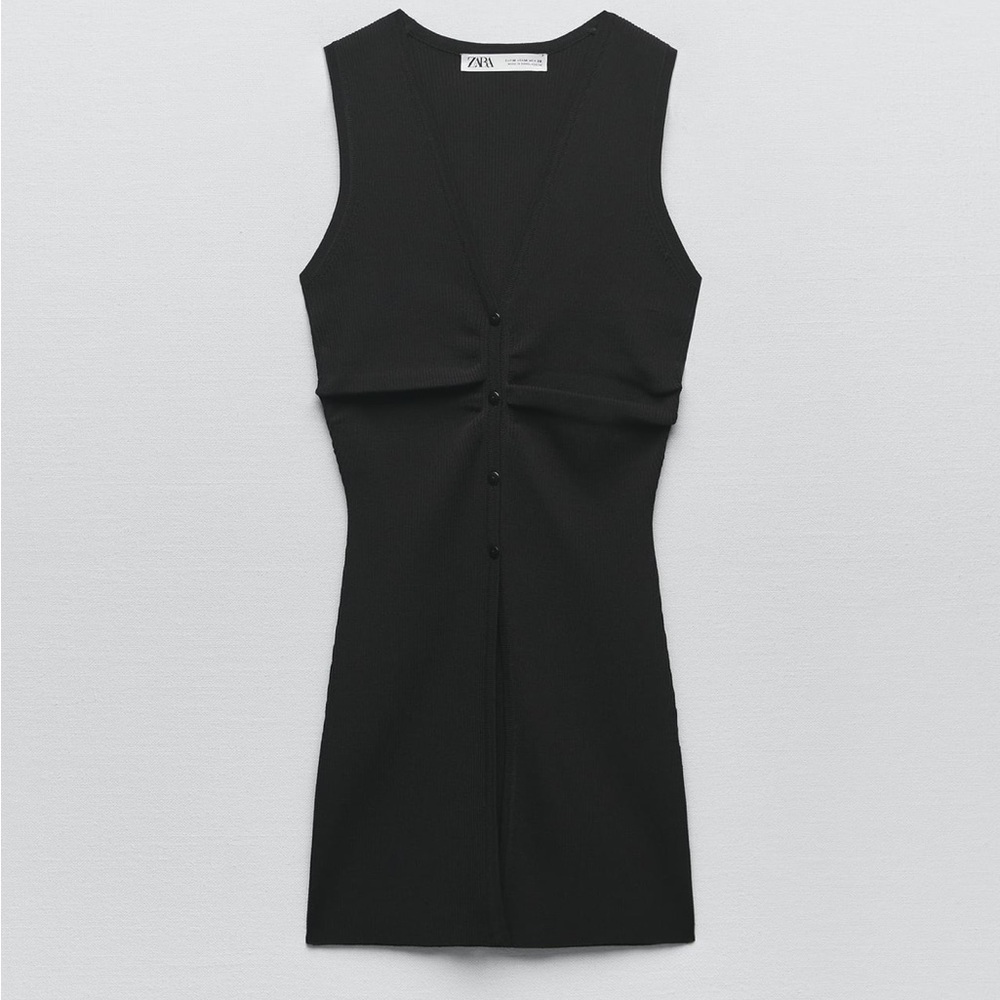 Black Sleeveless top